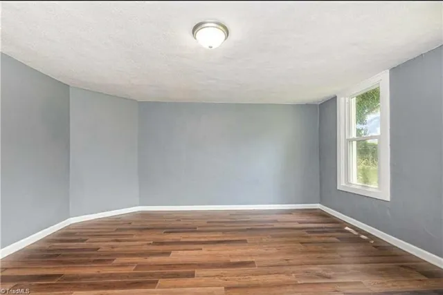 $1,200 | 518 North Scales Street, Reidsville, NC 27320