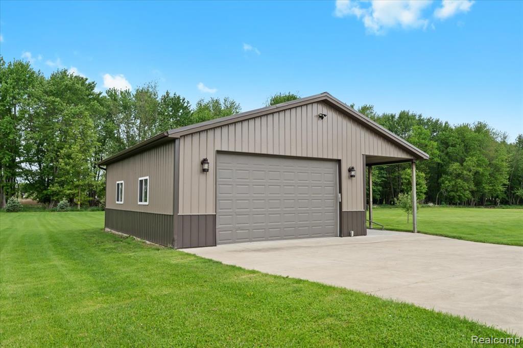 6035 Beard Road Byron, MI 48418 - Photo 33 of 40