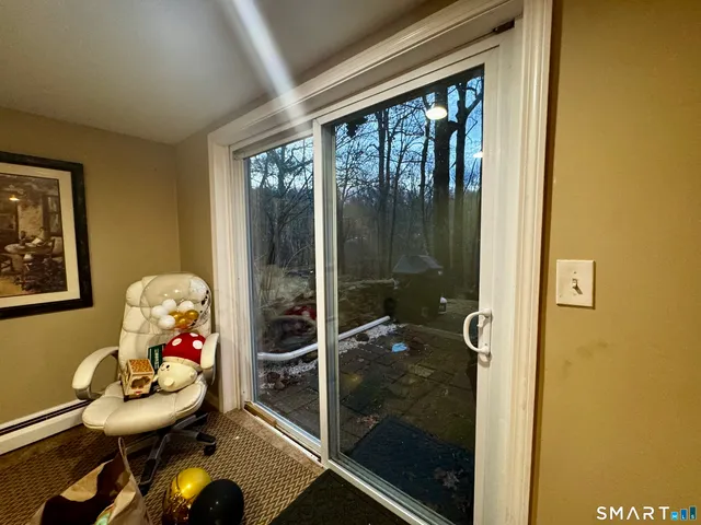 $4,400 | 6 Redcoat Lane, Trumbull, CT 06611