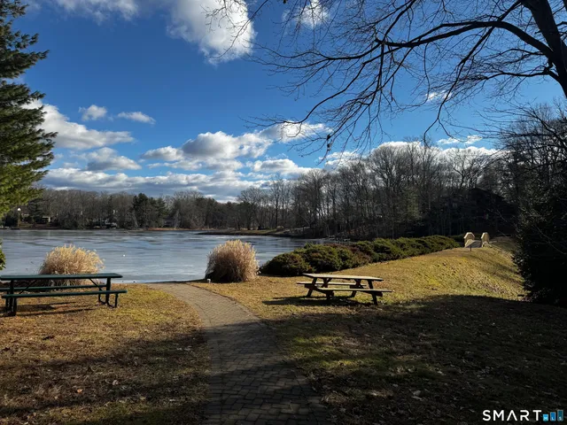 $4,400 | 6 Redcoat Lane, Trumbull, CT 06611