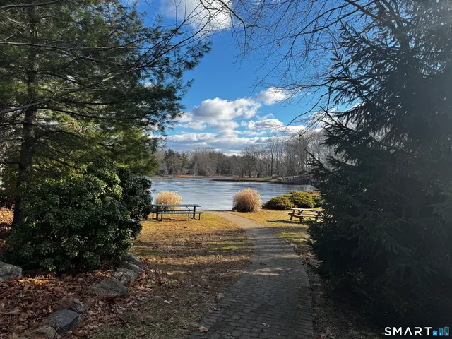 $4,400 | 6 Redcoat Lane, Trumbull, CT 06611