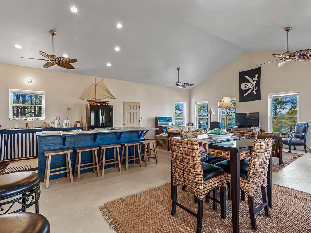 118 Anglers Road Carrabelle, FL 32322 - Photo 11 of 46