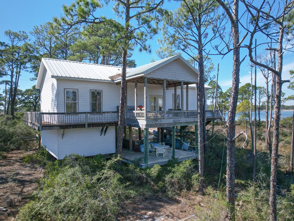 118 Anglers Road Carrabelle, FL 32322 - Photo 2 of 46