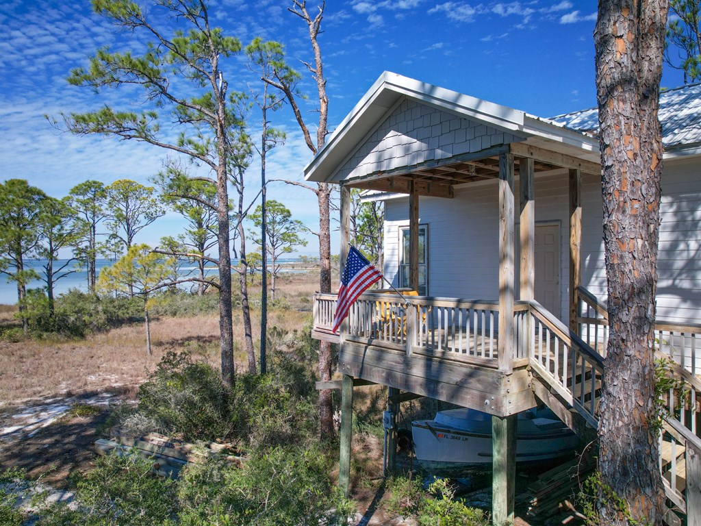 118 Anglers Road Carrabelle, FL 32322 - Photo 34 of 46