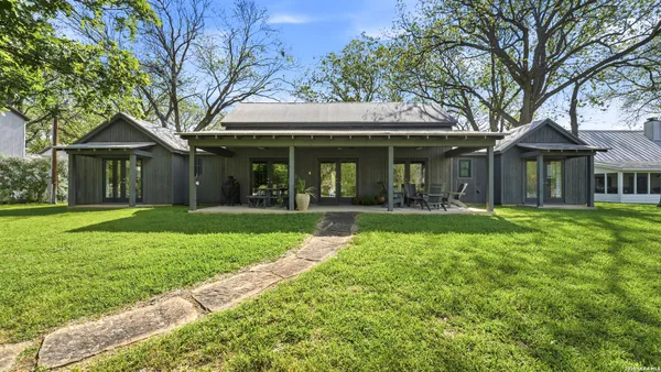 $1,425,000 | 3364 Highway 46, Seguin, TX 78155