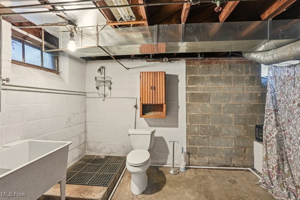18209 Cornwall Road Cleveland, OH 44119 - Photo 28 of 31 Gallery Image 28