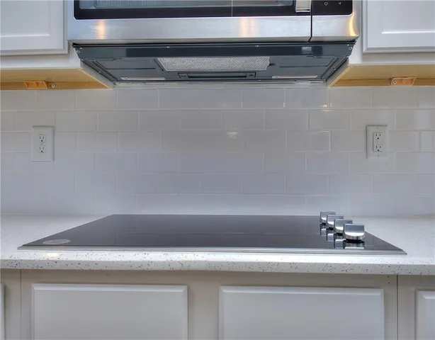 a close view of sink and tap