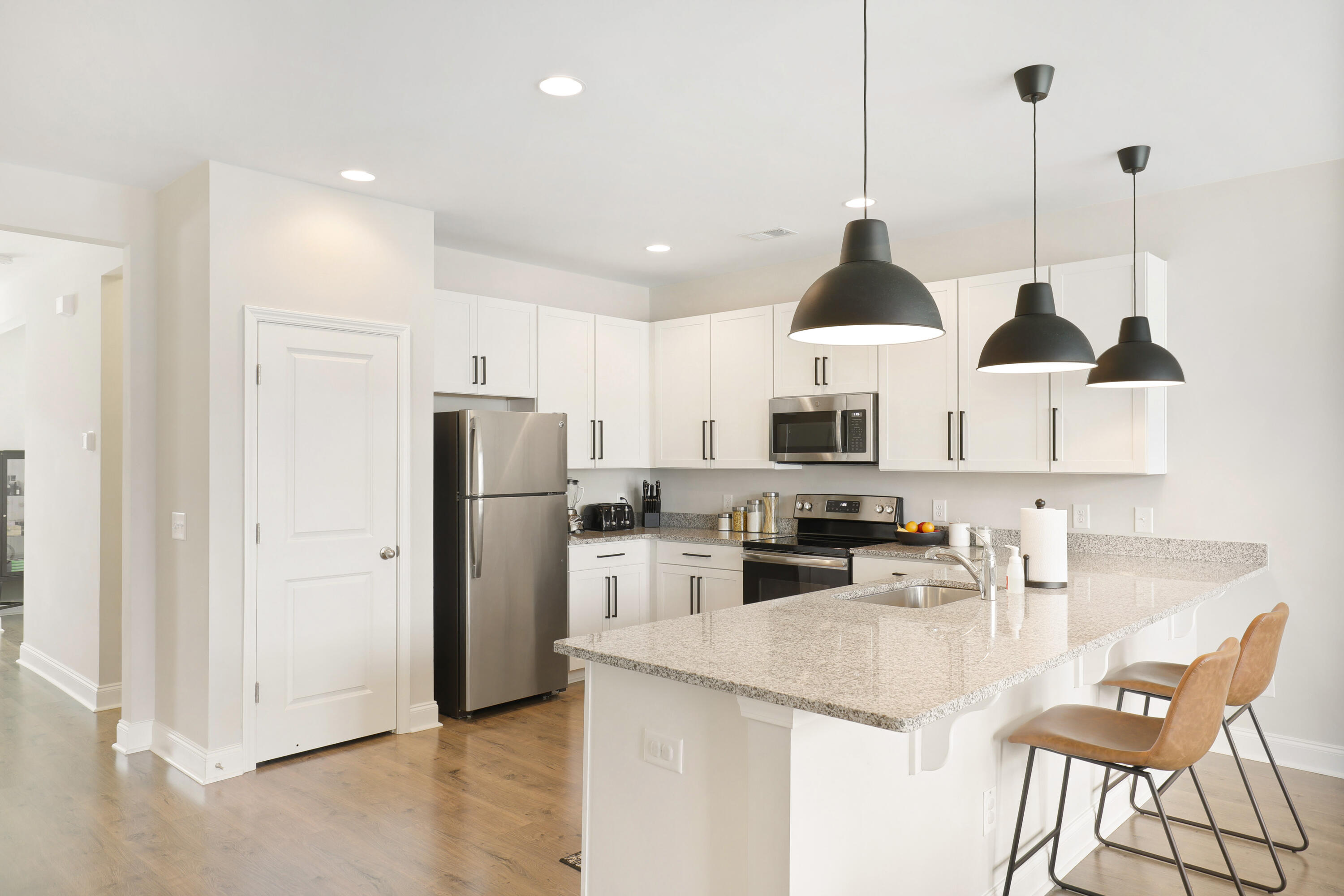 7841 Montview Road North Charleston, SC 29418 - Photo 11 of 35 7841MontviewRoad- KeenEyeMarketing - 011