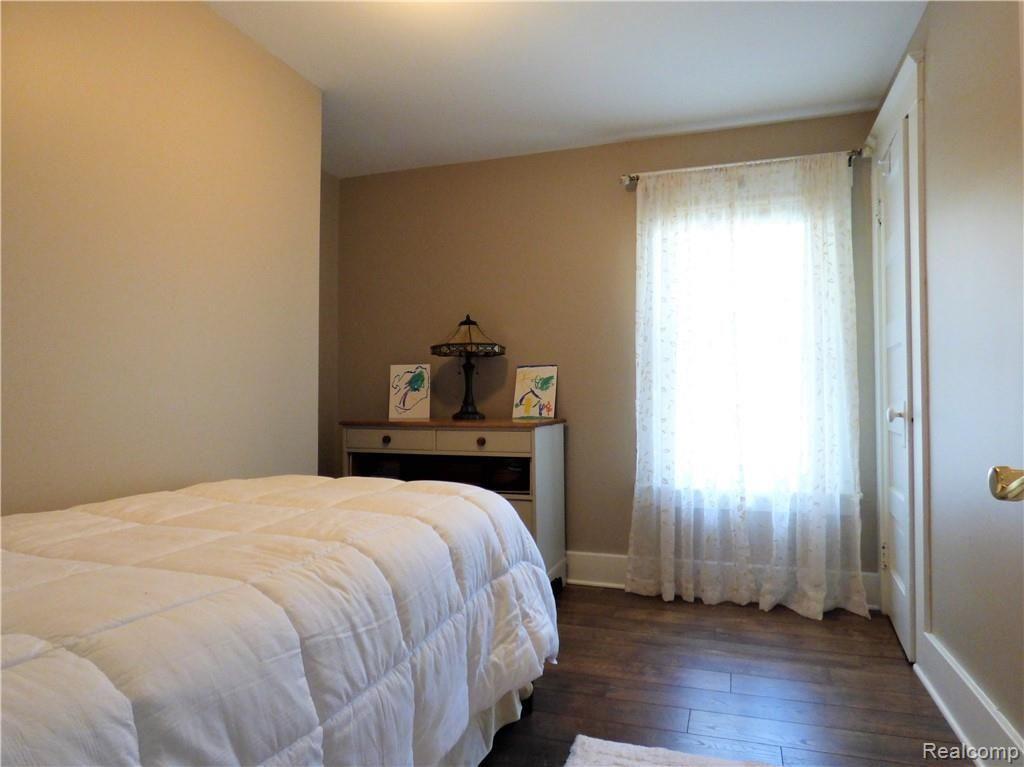 2233 Rosemont Road Berkley, MI 48072 - Photo 16 of 28