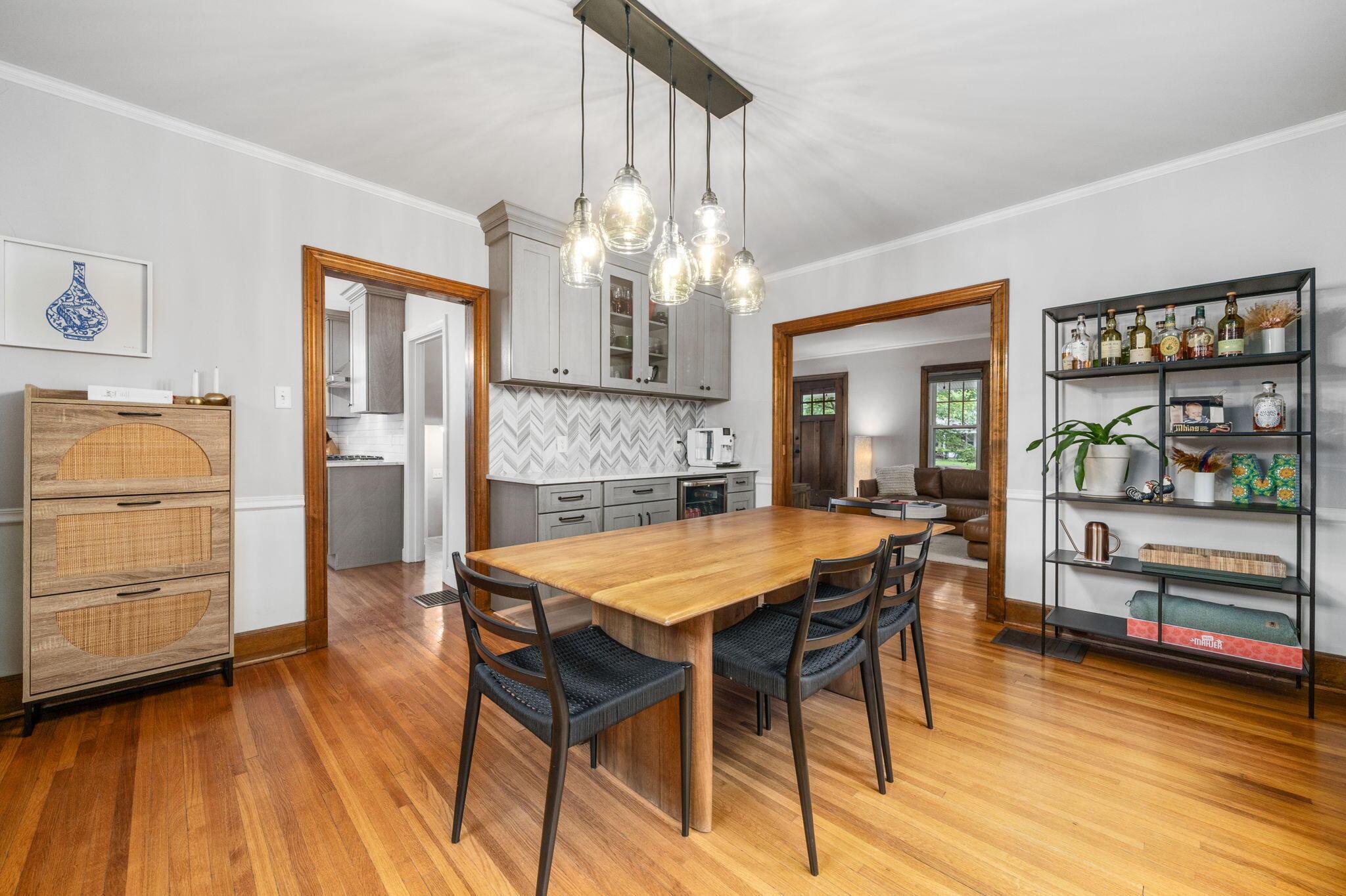 115 North Cassingham Road Columbus, OH 43209 - Photo 19 of 70 DINING ROOM
