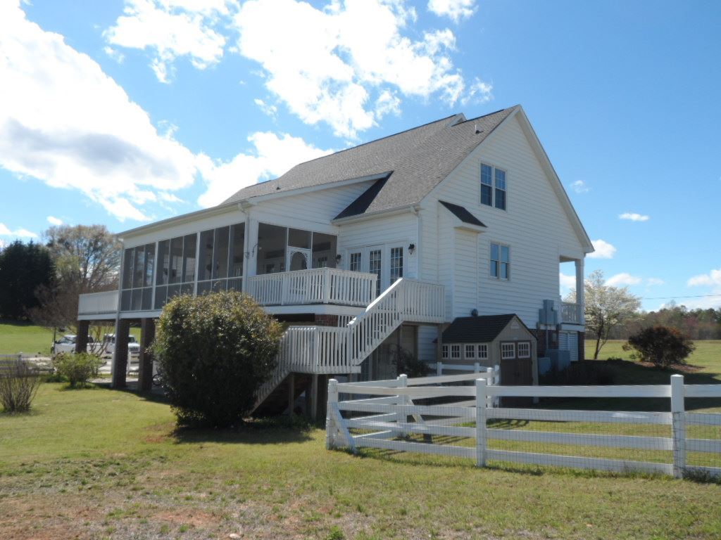 618 Belle Shoals Road Pickens, SC 29671 - Photo 7 of 36
