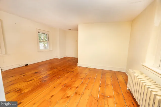 $699,900 | 69 East Oakland Avenue, Doylestown, PA 18901