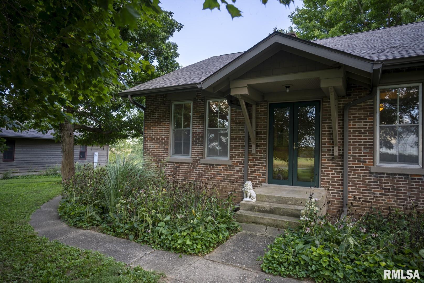 13510 Clary Grove Road Tallula, IL 62688 - Photo 1 of 100 Gallery Image 1