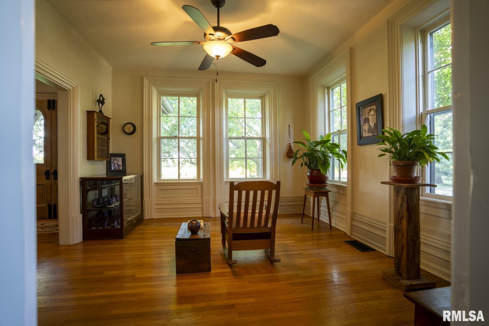 13510 Clary Grove Road Tallula, IL 62688 - Photo 15 of 100 Gallery Image 15