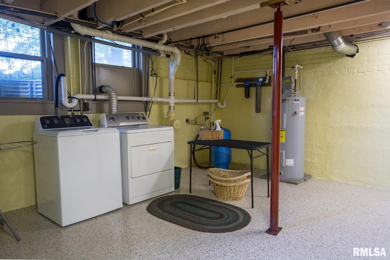 13510 Clary Grove Road Tallula, IL 62688 - Photo 4 of 100 Gallery Image 4