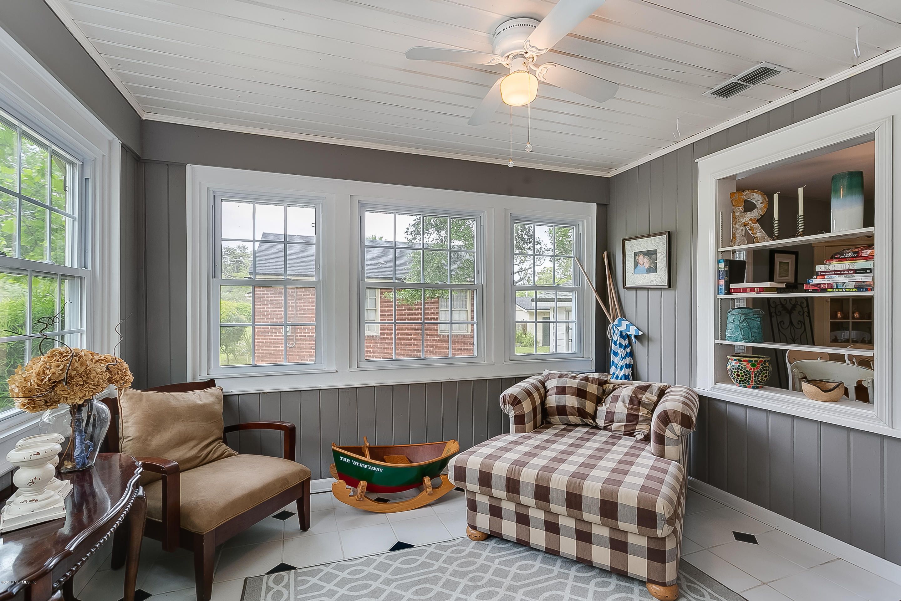 4025 Birmingham Road Jacksonville, FL 32207 - Photo 6 of 28 006_Sunroom
