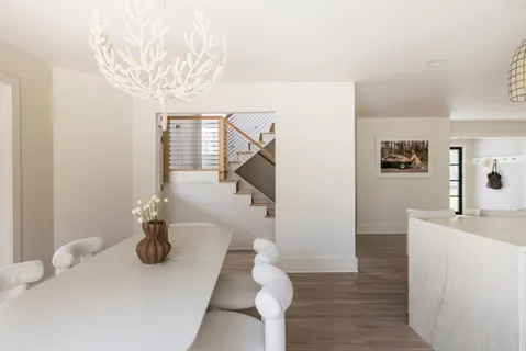 $3,395,000 | 25 White Oak Lane, Southampton, NY 11968