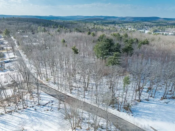 $60,000 | 123 Peterson Road, Palmer, MA 01069