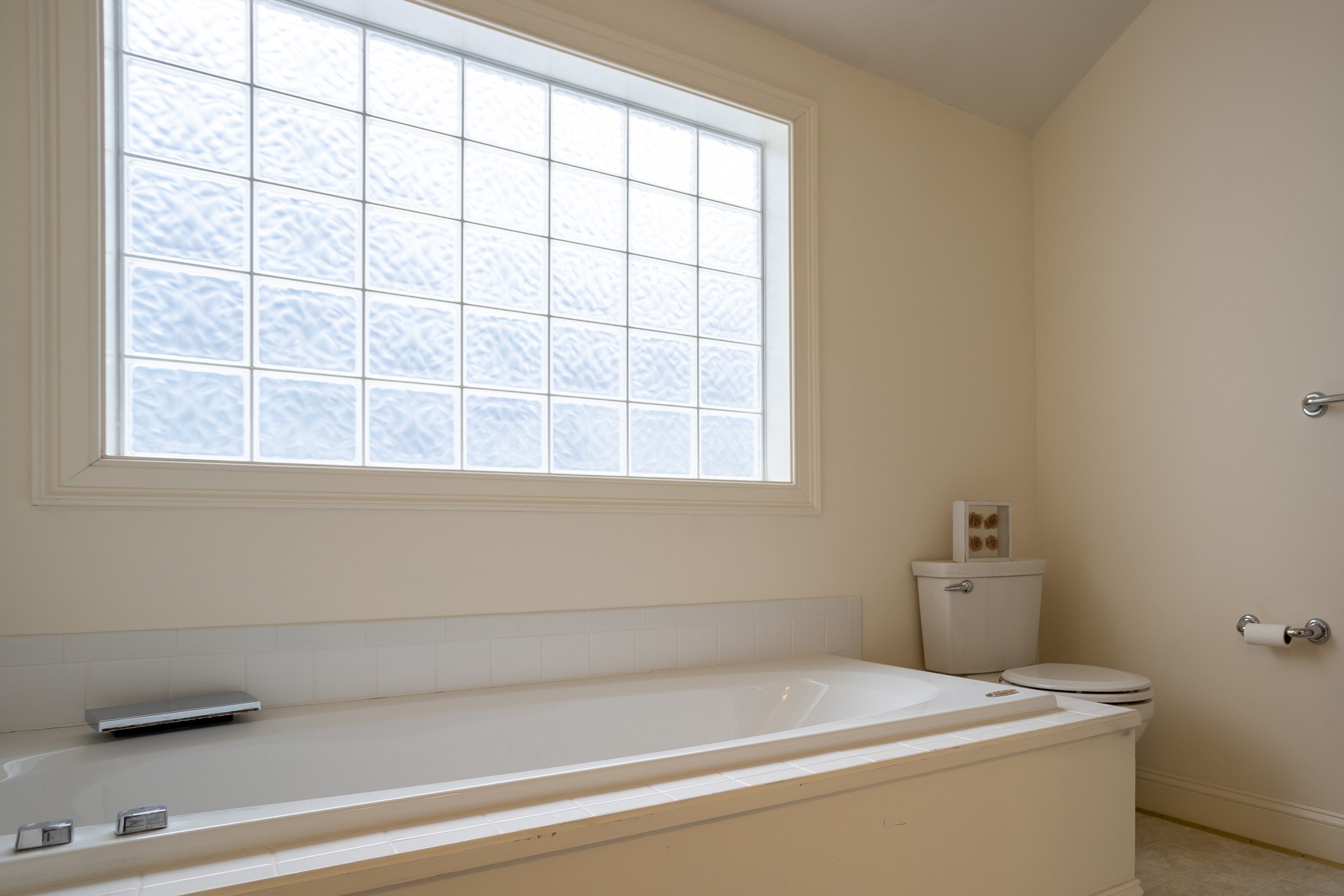 27 Hampton Meadows Hampton, NH 03842 - Photo 23 of 36