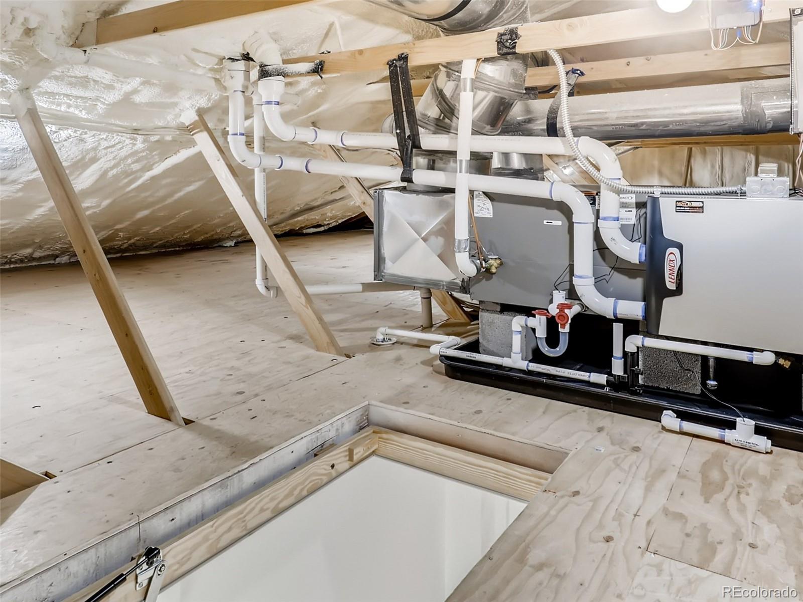 900 Cherryvale Road Boulder, CO 80303 - Photo 20 of 30 a view of a room with gym equipment