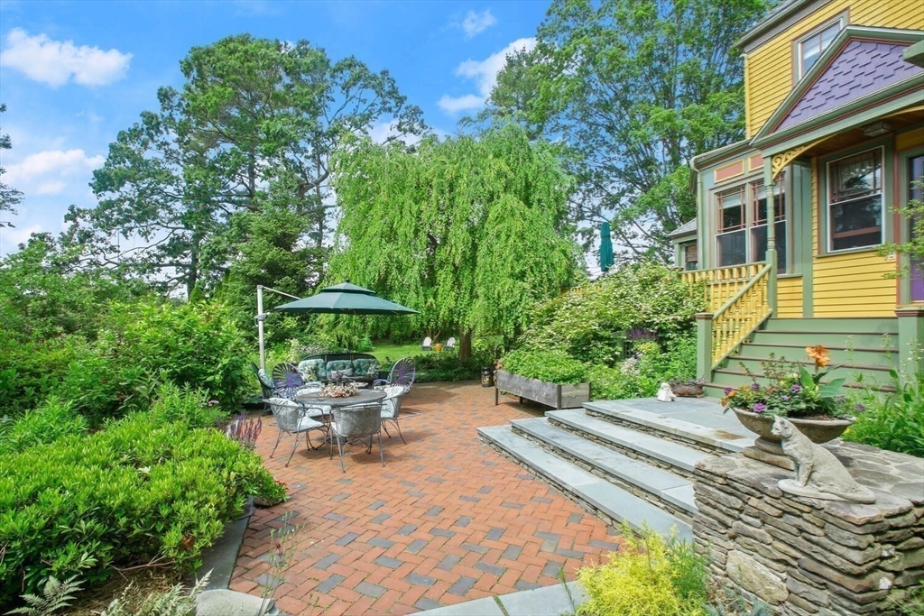 25 Parker Street Lexington, MA 02421 - Photo 33 of 42 Gallery Image 33