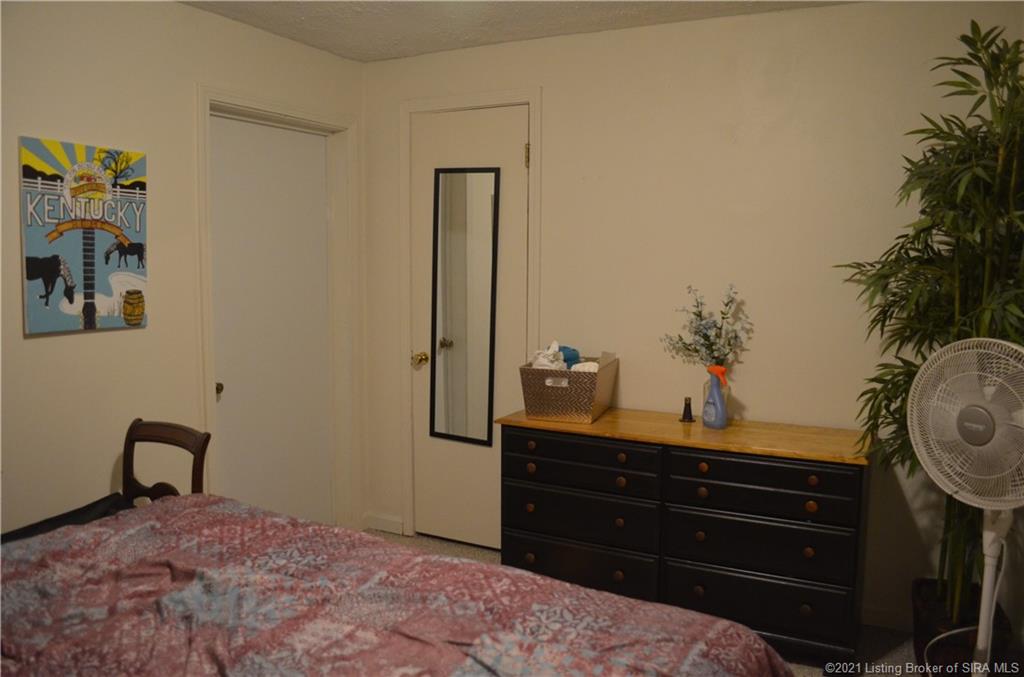 1031 Smith Hill Road Southeast Corydon, IN 47112 - Photo 13 of 20 Gallery Image 13