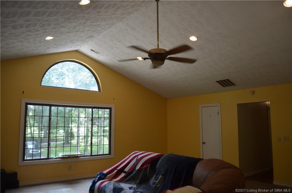 1031 Smith Hill Road Southeast Corydon, IN 47112 - Photo 9 of 20 Gallery Image 9