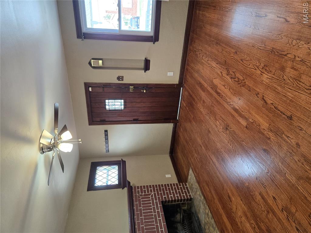 9337 MacKenzie Road Affton, MO 63123 - Photo 4 of 23