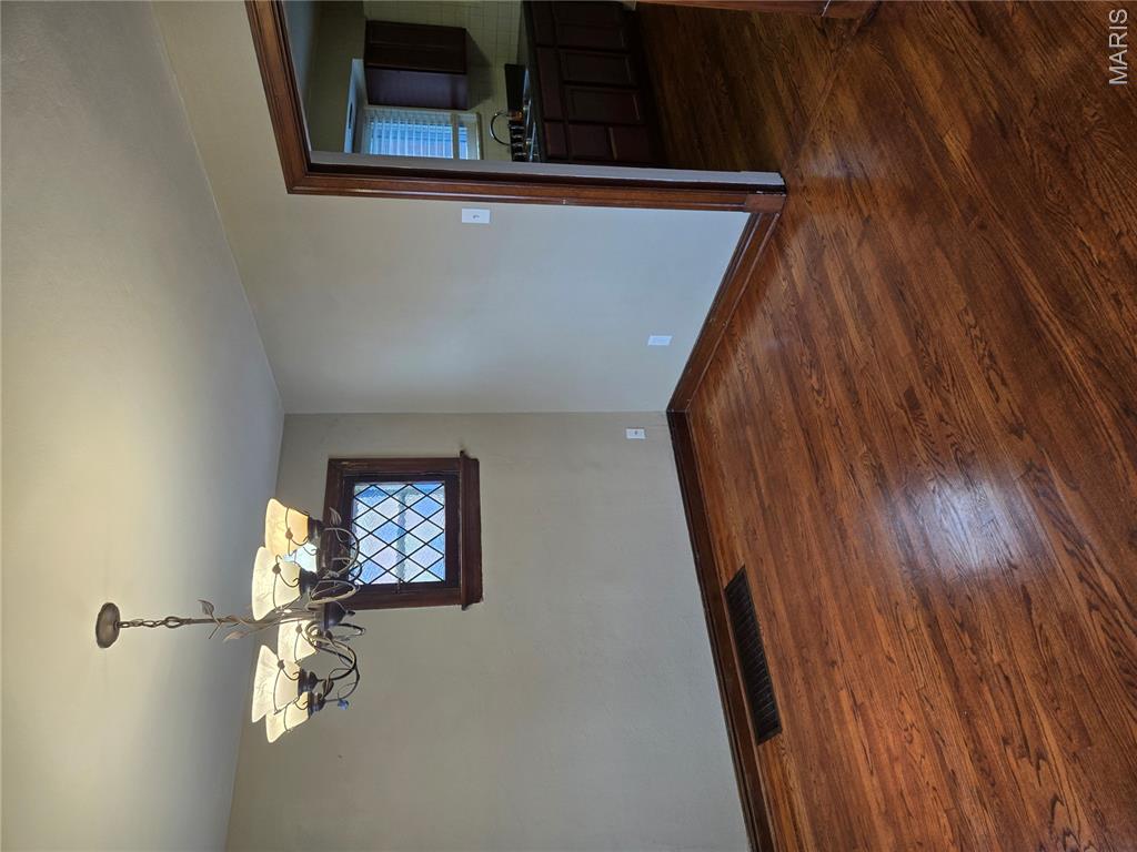 9337 MacKenzie Road Affton, MO 63123 - Photo 8 of 23
