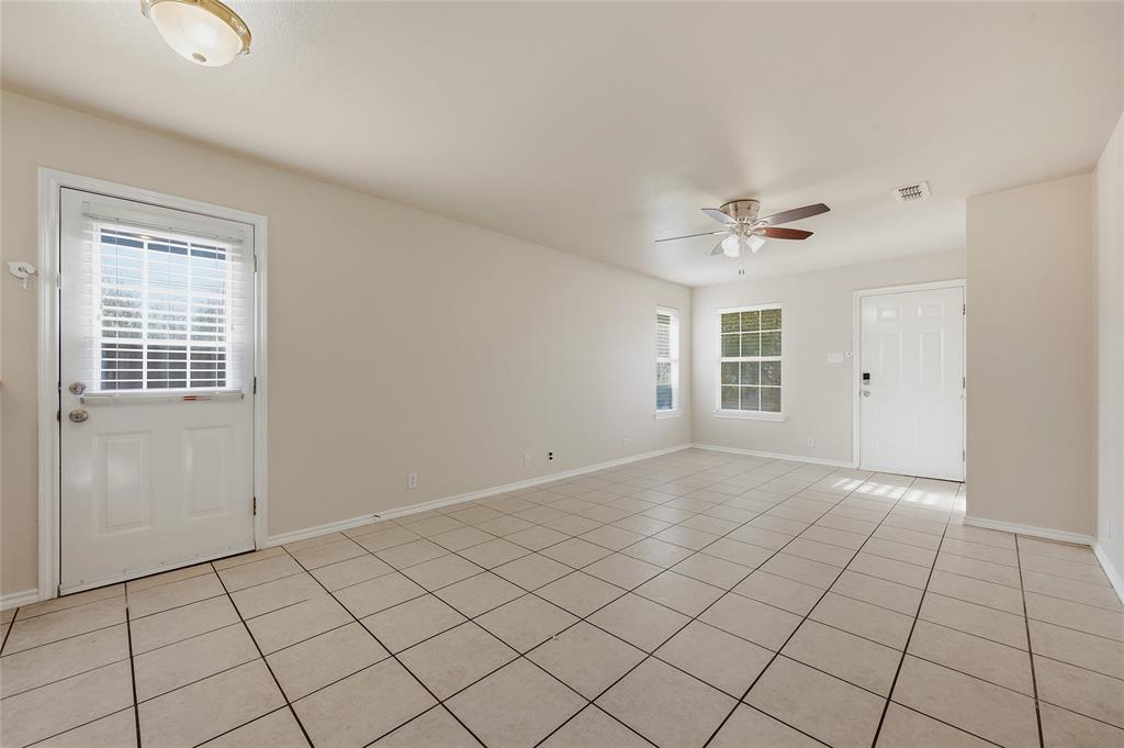 1017 Rice Street Denison, TX 75020 - Photo 5 of 20 Gallery Image 5