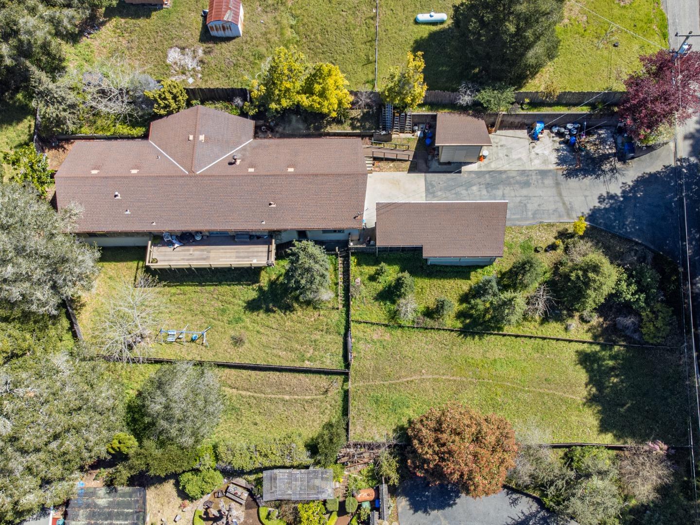 135 McKay Road Aptos, CA 95003 - Photo 4 of 57