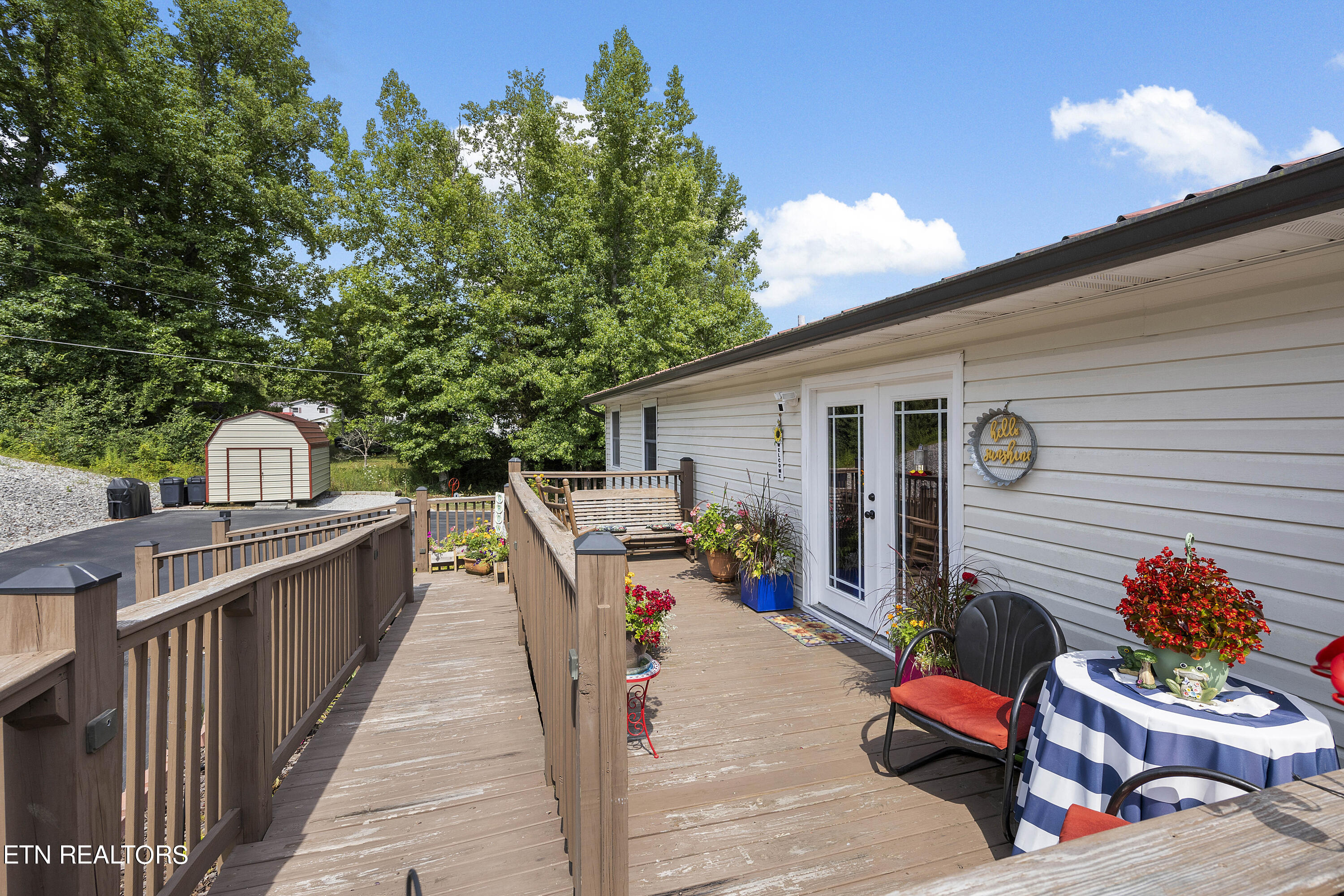 168 Batley Loop Road Clinton, TN 37716 - Photo 22 of 30 L40A5382