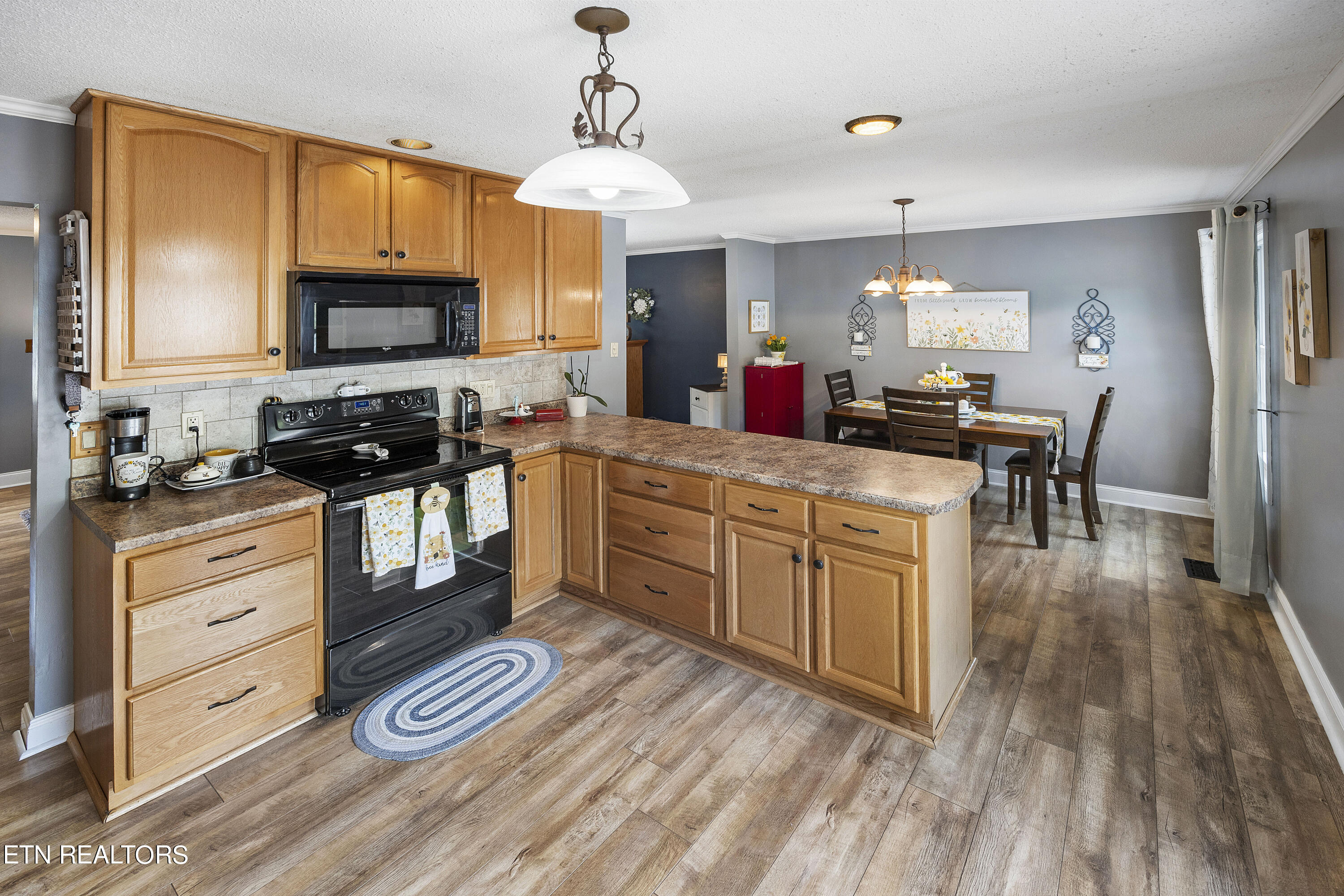 168 Batley Loop Road Clinton, TN 37716 - Photo 8 of 30 L40A5335