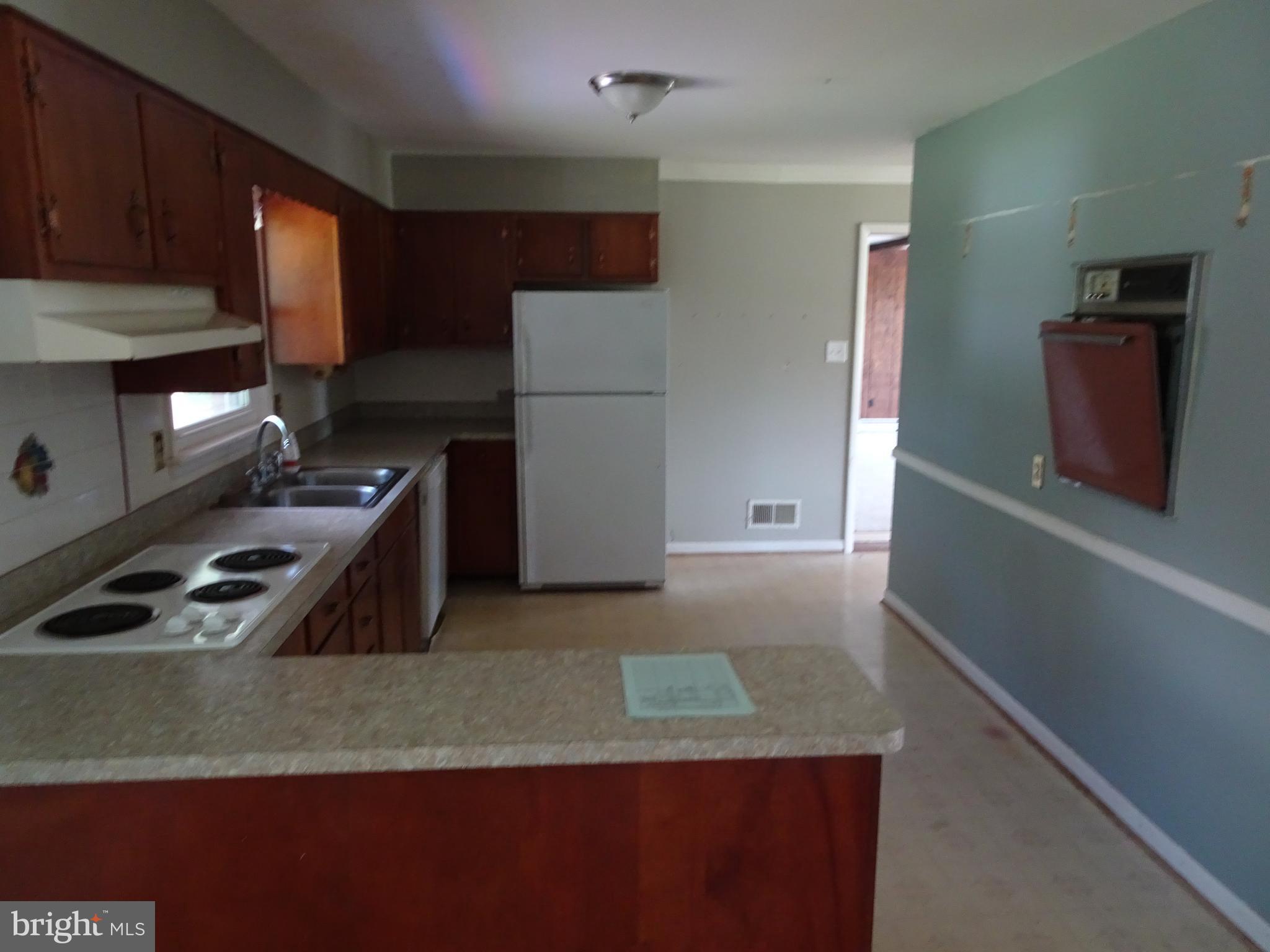 11810 Old Annapolis Road Frederick, MD 21701 - Photo 9 of 17 Kitchen