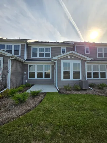 $469,331 | 668 Switchgrass Way, Unit 58004, Bolingbrook, IL 60490