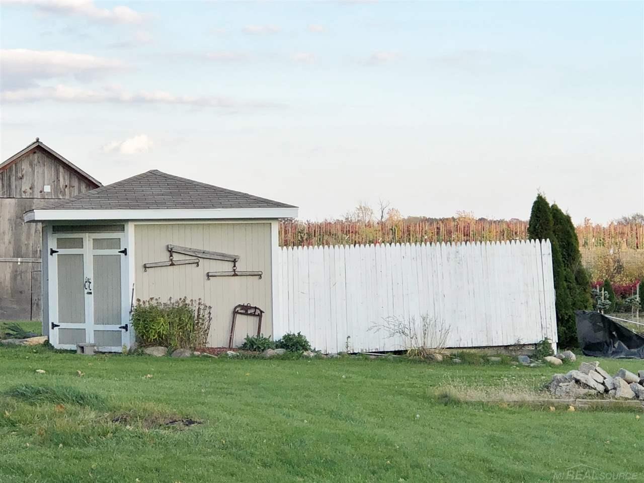 810 Wheeler Road Snover, MI 48472 - Photo 21 of 21 31399018-20.JPG