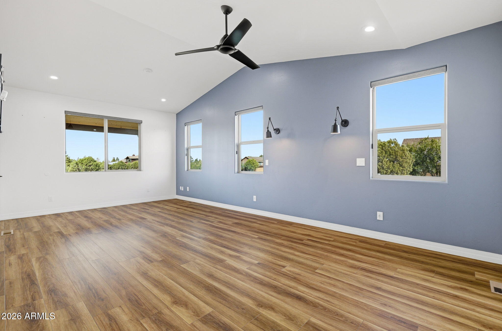 2344 Hellcat Circle Overgaard, AZ 85933 - Photo 17 of 67 2344 Hellcat Circle