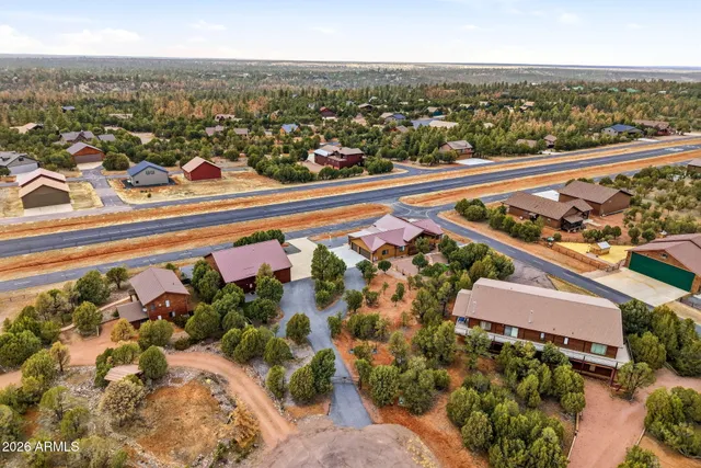 $1,380,000 | 2344 Hellcat Circle, Overgaard, AZ 85933