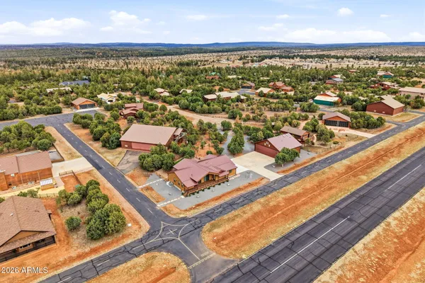 $1,380,000 | 2344 Hellcat Circle, Overgaard, AZ 85933