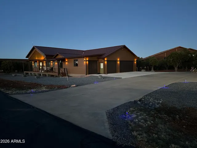 $1,380,000 | 2344 Hellcat Circle, Overgaard, AZ 85933