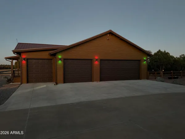 $1,380,000 | 2344 Hellcat Circle, Overgaard, AZ 85933