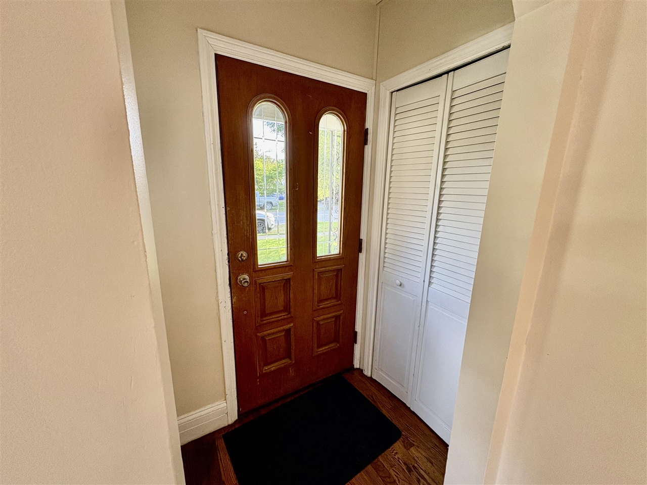 231 Monroe Street Brooklyn, MI 49230 - Photo 5 of 26