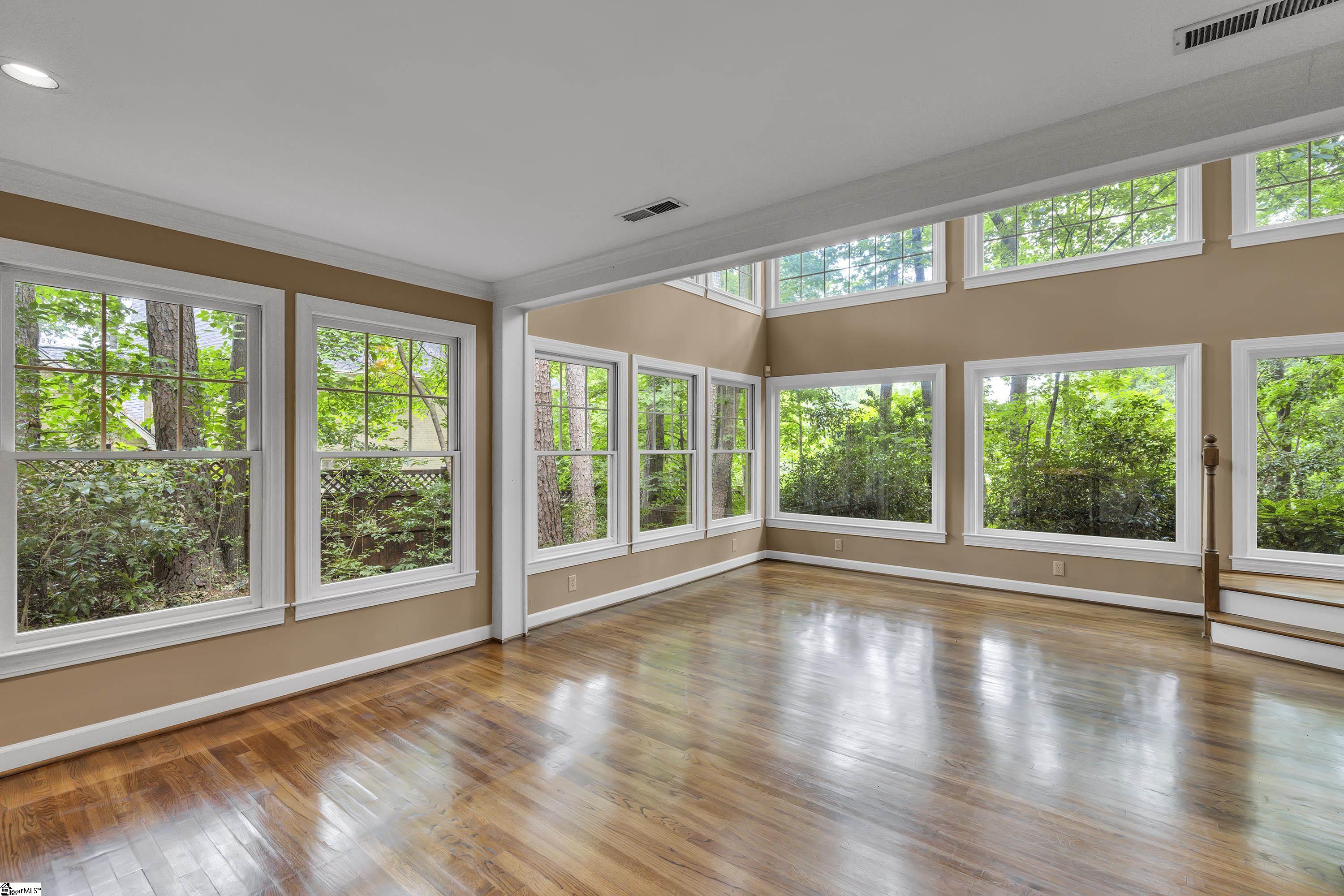 1624 Parkins Mill Road Greenville, SC 29607 - Photo 17 of 36
