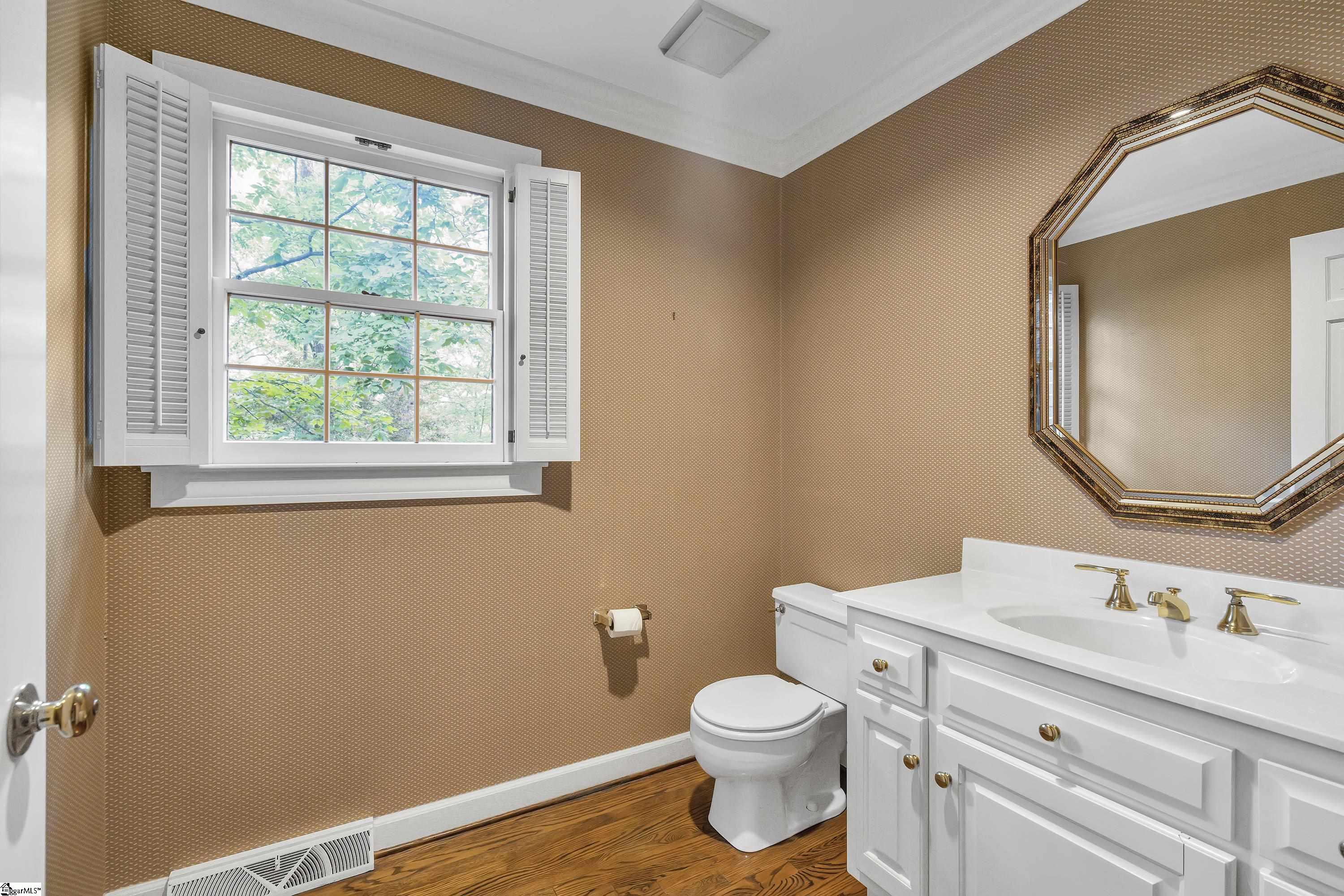 1624 Parkins Mill Road Greenville, SC 29607 - Photo 18 of 36