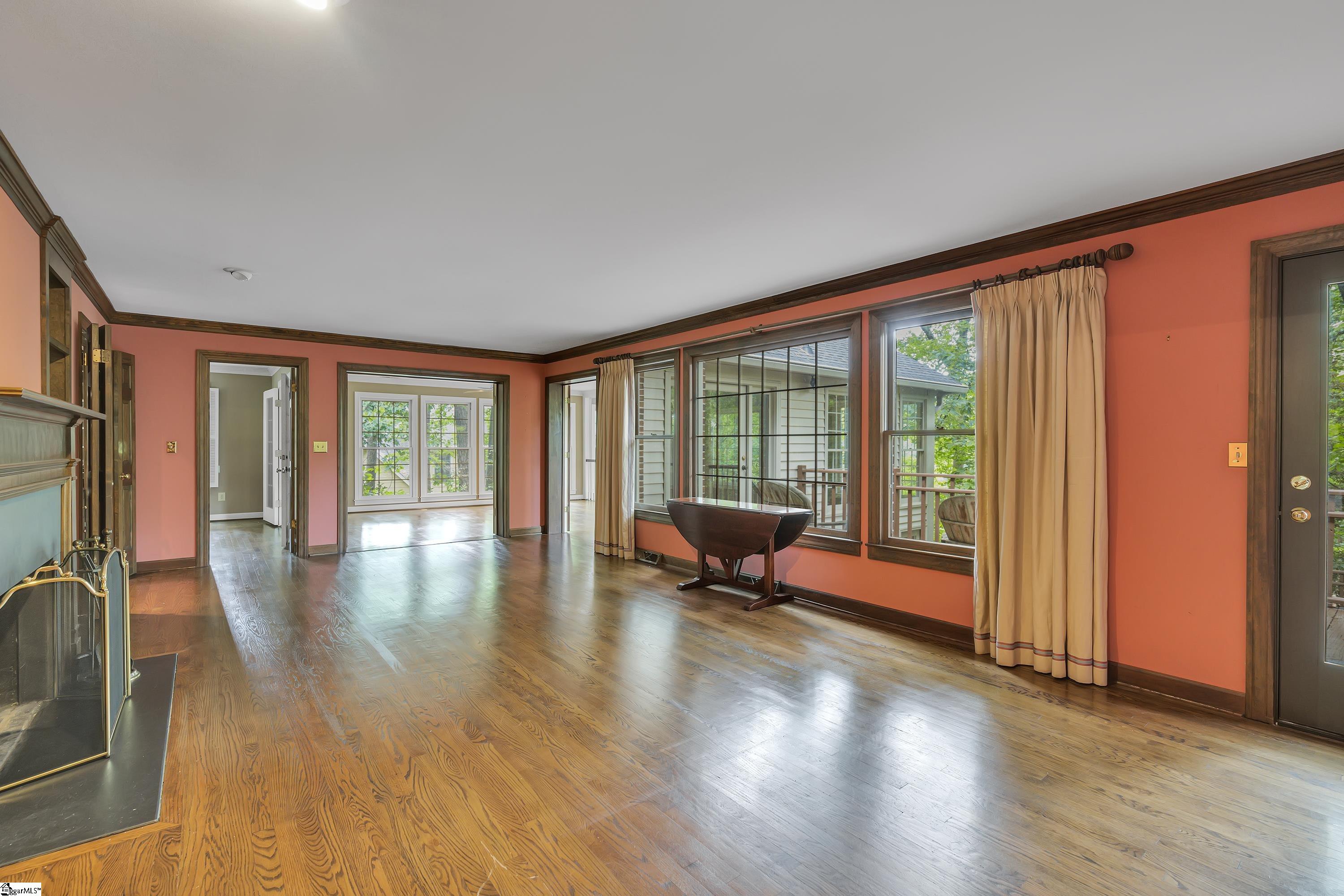 1624 Parkins Mill Road Greenville, SC 29607 - Photo 9 of 36