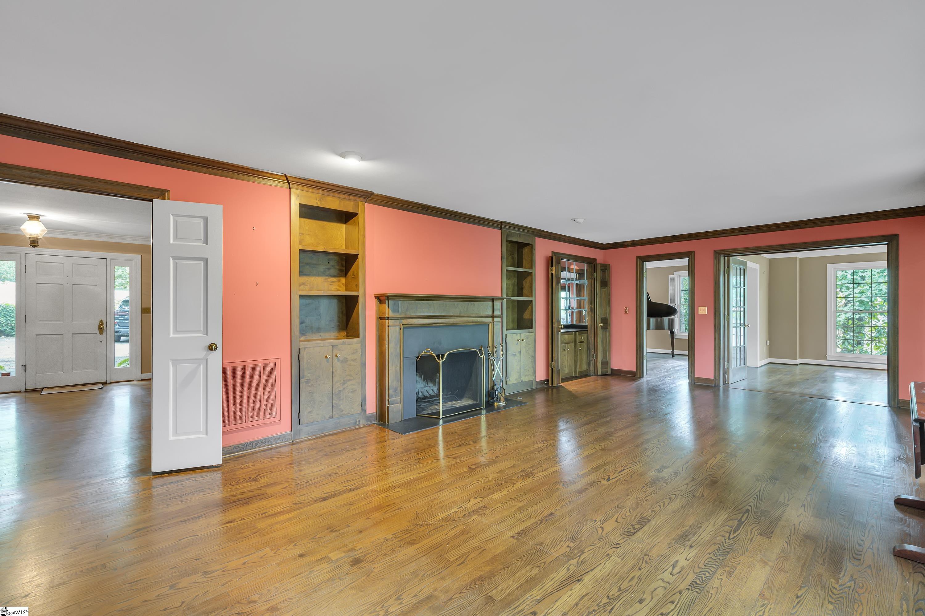 1624 Parkins Mill Road Greenville, SC 29607 - Photo 10 of 36