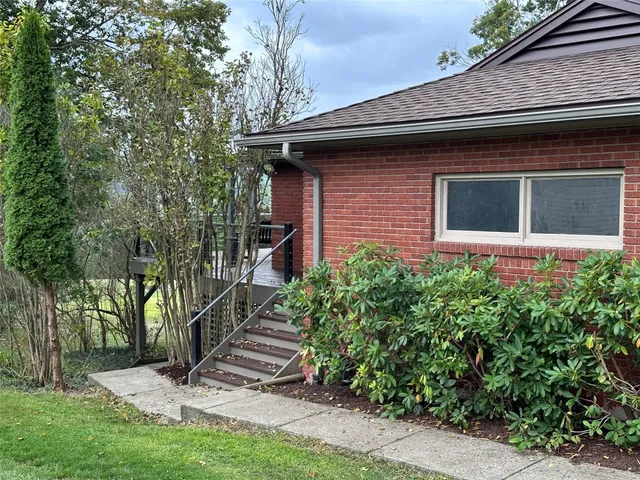 $265,000 | 228 Valley View Drive, Endicott, NY 13760