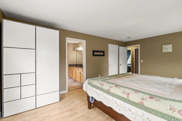 $770,000 | 5 Equestrian Lane, Unit 5, Chelmsford, MA 01824