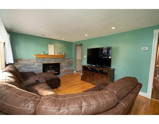 196 Savoy Avenue Springfield, MA 01104 - Photo 11 of 22 Gallery Image 11