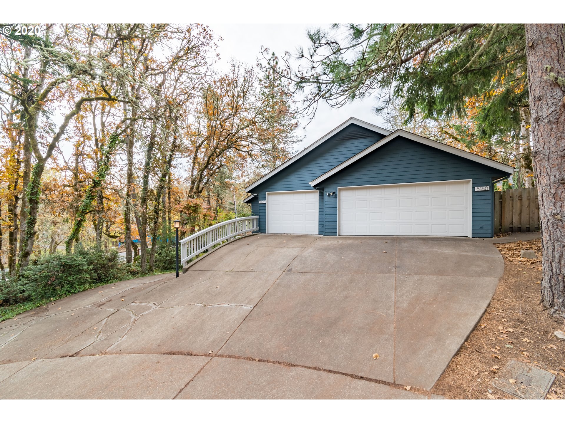 5160 Fox Hollow Road Eugene, OR 97405 - Photo 3 of 32 Gallery Image 3